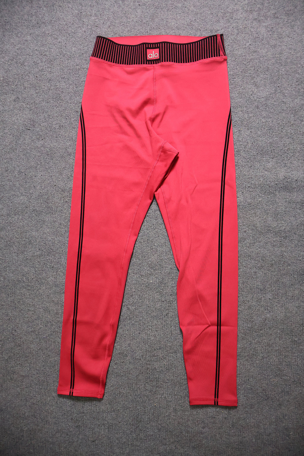 ALO Sports Bra And Leggings Sets
