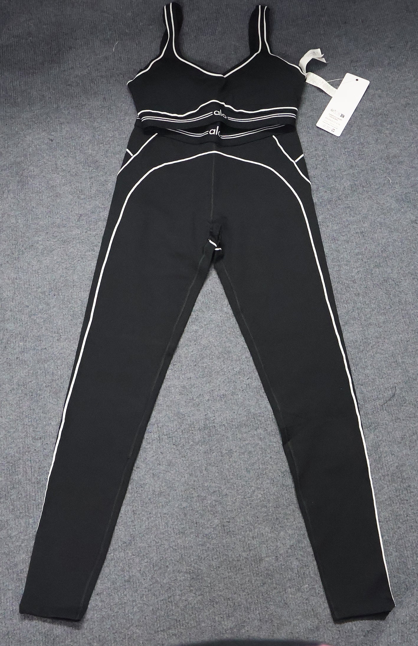 ALO Sports Bra And Leggings Sets